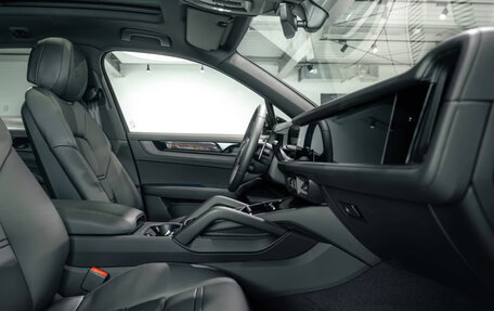 Porsche Cayenne III, 2025 год, 15 929 820 рублей, 13 фотография