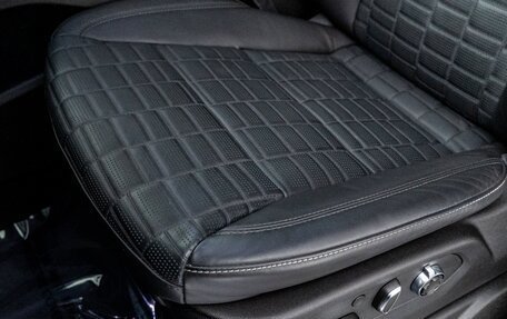 Cadillac Escalade V, 2025 год, 20 882 168 рублей, 17 фотография