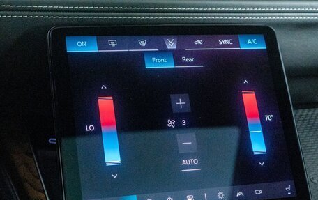 Cadillac Escalade V, 2025 год, 20 882 168 рублей, 24 фотография