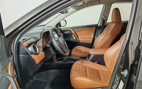 Toyota RAV4, 2015 год, 1 920 000 рублей, 16 фотография