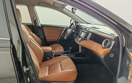 Toyota RAV4, 2015 год, 1 920 000 рублей, 20 фотография