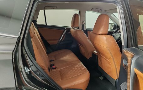 Toyota RAV4, 2015 год, 1 920 000 рублей, 19 фотография