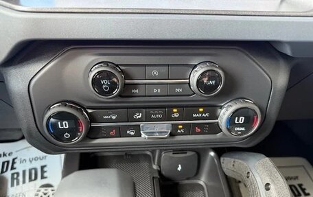 Ford Bronco, 2025 год, 10 131 222 рублей, 16 фотография