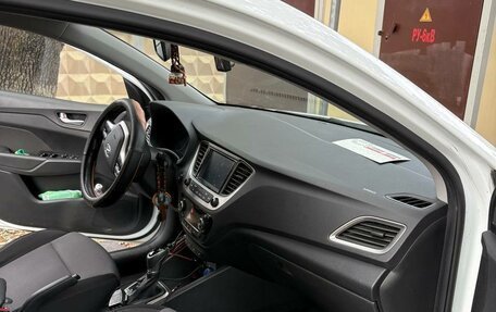 Hyundai Solaris II рестайлинг, 2017 год, 1 200 000 рублей, 6 фотография