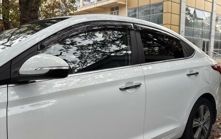 Hyundai Solaris II рестайлинг, 2017 год, 1 200 000 рублей, 3 фотография