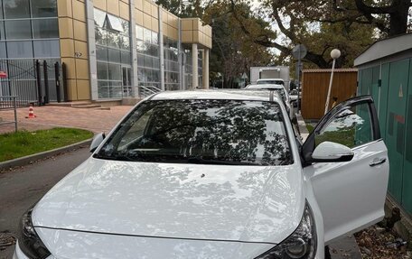 Hyundai Solaris II рестайлинг, 2017 год, 1 200 000 рублей, 2 фотография