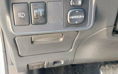 Toyota Corolla, 2008 год, 900 000 рублей, 13 фотография