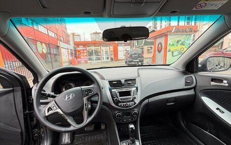 Hyundai Solaris II рестайлинг, 2014 год, 1 000 000 рублей, 8 фотография