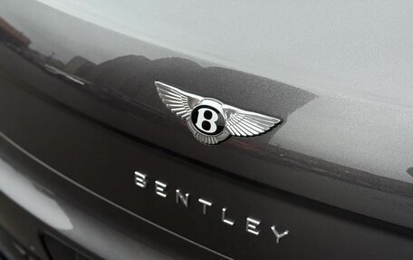 Bentley Flying Spur, 2022 год, 20 900 000 рублей, 24 фотография