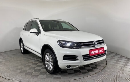 Volkswagen Touareg III, 2013 год, 2 577 000 рублей, 3 фотография