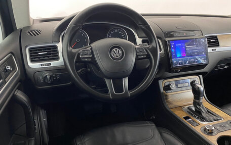 Volkswagen Touareg III, 2013 год, 2 577 000 рублей, 10 фотография