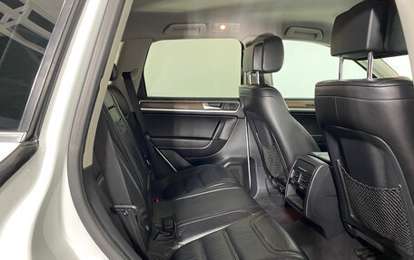 Volkswagen Touareg III, 2013 год, 2 577 000 рублей, 17 фотография