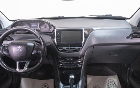 Peugeot 208 II, 2012 год, 749 000 рублей, 10 фотография