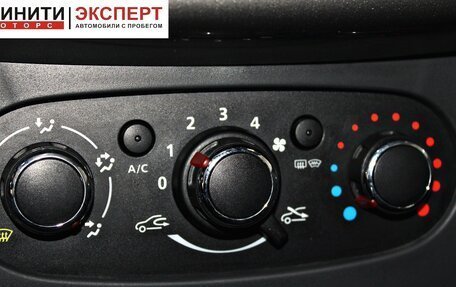 Renault Sandero II рестайлинг, 2018 год, 1 089 900 рублей, 10 фотография