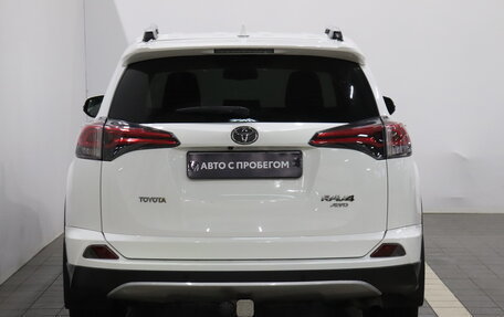 Toyota RAV4, 2018 год, 2 135 000 рублей, 4 фотография