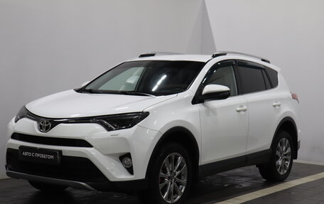 Toyota RAV4, 2018 год, 2 135 000 рублей, 3 фотография