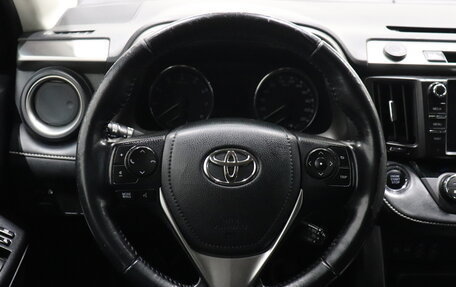 Toyota RAV4, 2018 год, 2 135 000 рублей, 11 фотография