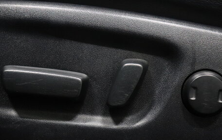 Toyota RAV4, 2018 год, 2 135 000 рублей, 20 фотография