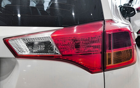 Toyota RAV4, 2014 год, 1 550 000 рублей, 12 фотография