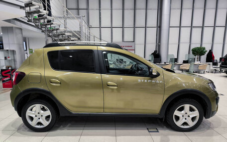 Renault Sandero II рестайлинг, 2016 год, 1 050 000 рублей, 8 фотография