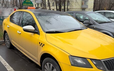 Skoda Octavia, 2018 год, 800 000 рублей, 2 фотография