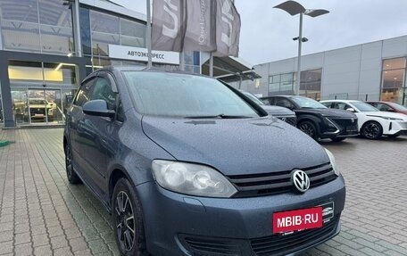 Volkswagen Golf Plus II, 2010 год, 450 000 рублей, 2 фотография