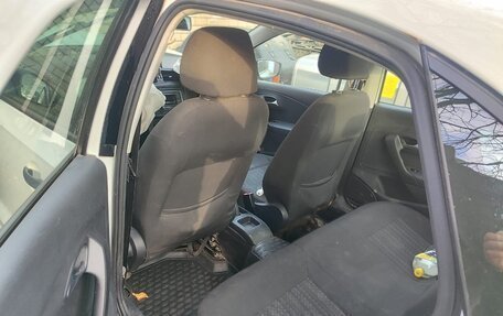 Volkswagen Polo VI (EU Market), 2019 год, 350 000 рублей, 2 фотография