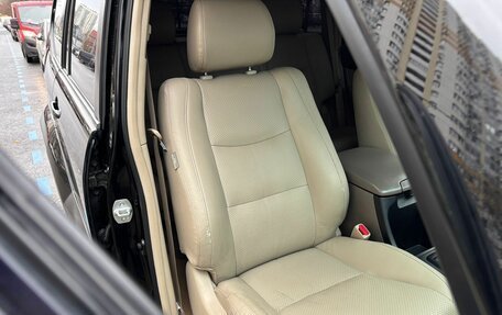 Toyota Land Cruiser Prado 120 рестайлинг, 2006 год, 1 890 000 рублей, 16 фотография