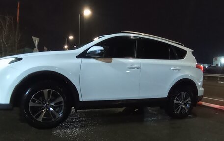 Toyota RAV4, 2016 год, 2 150 000 рублей, 2 фотография