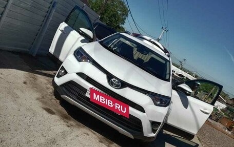 Toyota RAV4, 2016 год, 2 150 000 рублей, 6 фотография