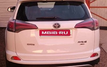 Toyota RAV4, 2016 год, 2 150 000 рублей, 8 фотография