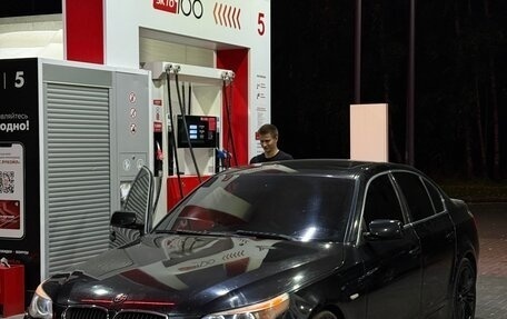 BMW 5 серия, 2005 год, 1 100 000 рублей, 1 фотография