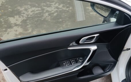 KIA cee'd III, 2019 год, 2 500 000 рублей, 16 фотография