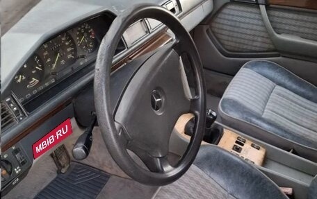 Mercedes-Benz W124, 1990 год, 150 000 рублей, 3 фотография