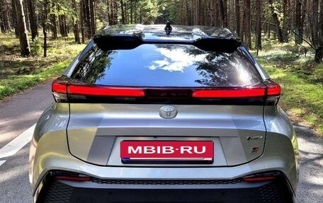 Toyota C-HR, 2024 год, 4 150 000 рублей, 6 фотография