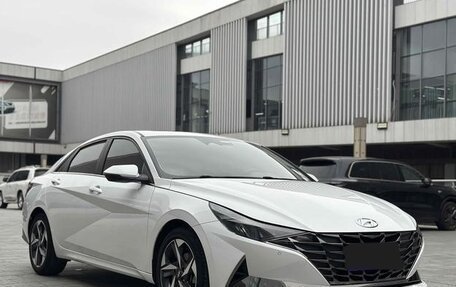 Hyundai Elantra, 2022 год, 1 400 000 рублей, 12 фотография