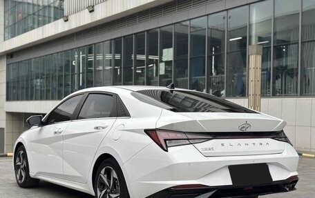 Hyundai Elantra, 2022 год, 1 400 000 рублей, 14 фотография