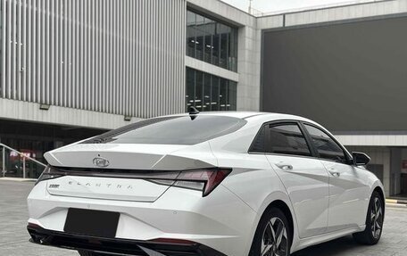 Hyundai Elantra, 2022 год, 1 400 000 рублей, 3 фотография