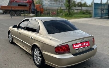 Hyundai Sonata IV рестайлинг, 2005 год, 310 000 рублей, 4 фотография