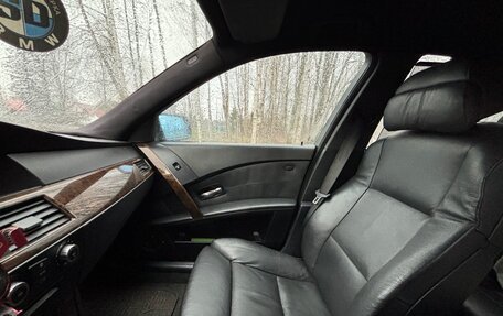 BMW 5 серия, 2006 год, 1 300 000 рублей, 12 фотография