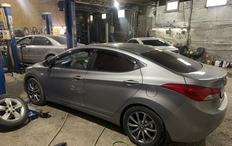 Hyundai Elantra V, 2012 год, 1 100 000 рублей, 2 фотография