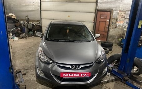 Hyundai Elantra V, 2012 год, 1 100 000 рублей, 3 фотография