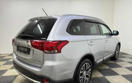 Mitsubishi Outlander III рестайлинг 3, 2016 год, 1 920 000 рублей, 5 фотография