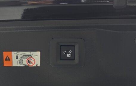 Toyota Alphard, 2024 год, 14 790 000 рублей, 11 фотография