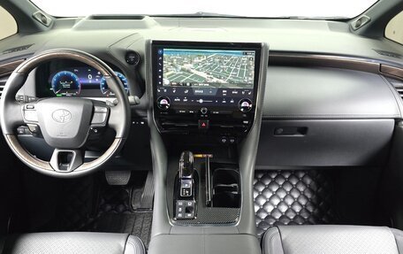 Toyota Alphard, 2024 год, 14 790 000 рублей, 12 фотография