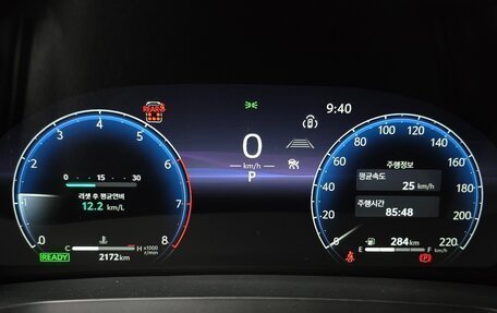 Toyota Alphard, 2024 год, 14 790 000 рублей, 13 фотография