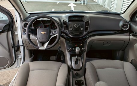 Chevrolet Orlando I, 2014 год, 1 075 000 рублей, 15 фотография