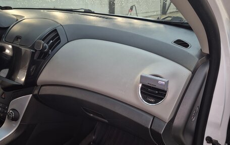 Chevrolet Cruze II, 2015 год, 850 000 рублей, 24 фотография