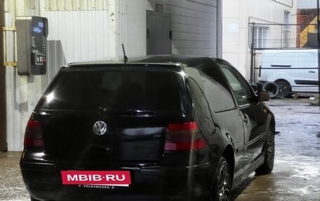 Volkswagen Golf IV, 2000 год, 310 000 рублей, 2 фотография