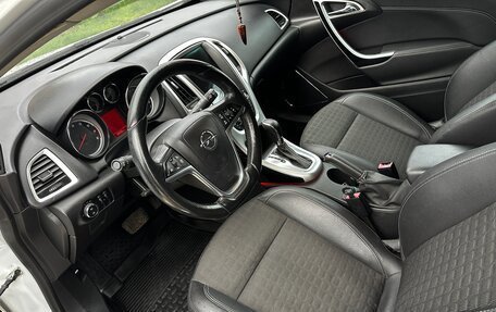 Opel Astra J, 2013 год, 850 000 рублей, 20 фотография